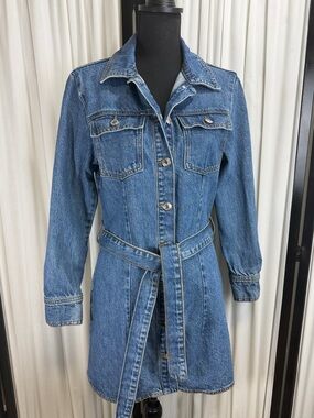 Zara Blue Denim Jacket with Silver Button